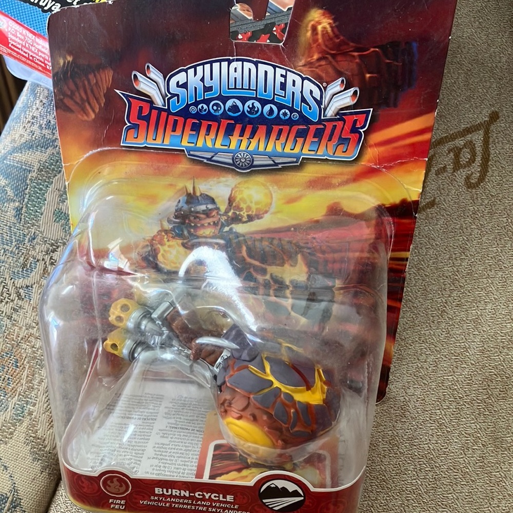Skylanders super chargers burn-cycle